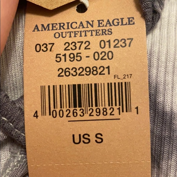 American Eagle Top - Picture 4 of 4
